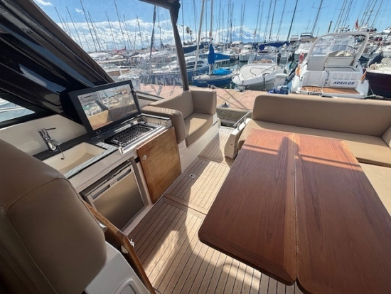 Sealine SC35 usata in vendita
