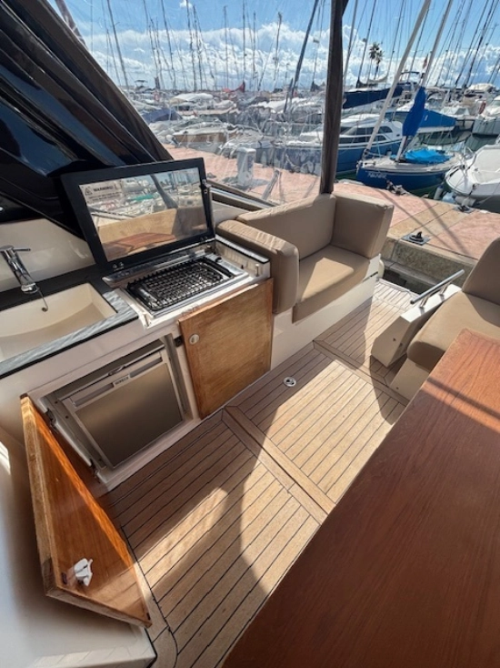 Sealine SC35 usata in vendita
