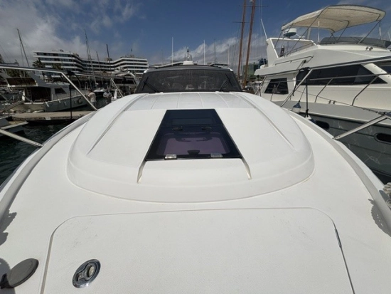 Princess V 40 usado à venda