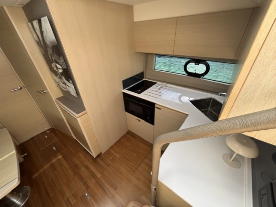Princess V 40 usado à venda