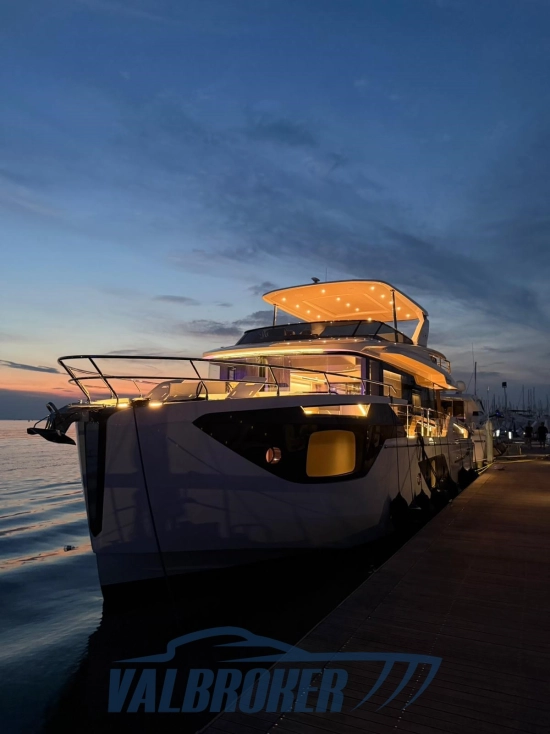 Absolute Navetta 58 nuova in vendita