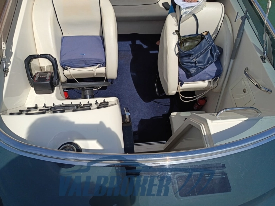 Performance Marine 807 Performance de segunda mano en venta