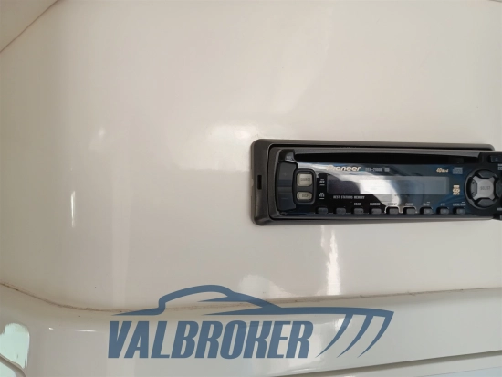 Performance Marine 807 Performance de segunda mano en venta