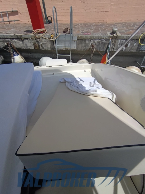 Performance Marine 807 Performance de segunda mano en venta