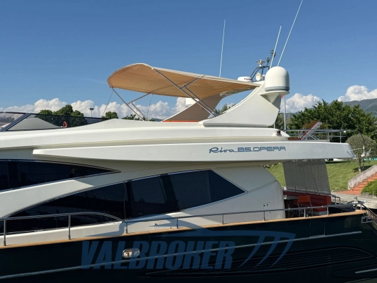 Riva 85 Opera usata in vendita