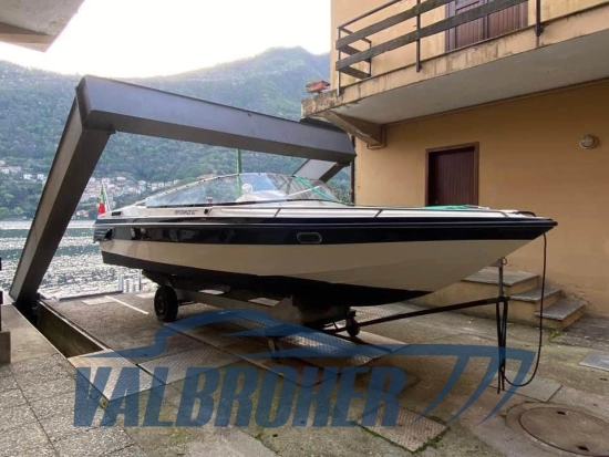 Performance Marine 607 Performance usado à venda