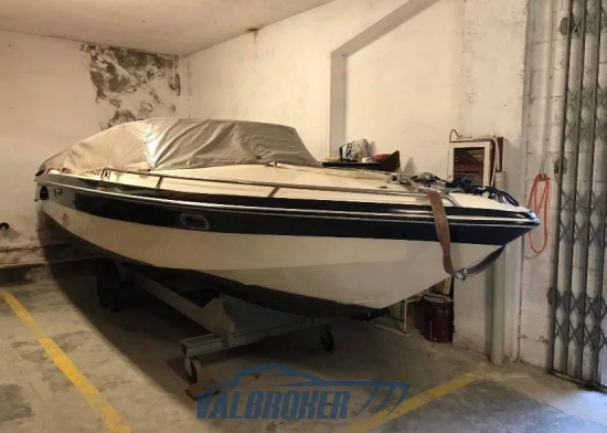 Performance Marine 607 Performance usado à venda