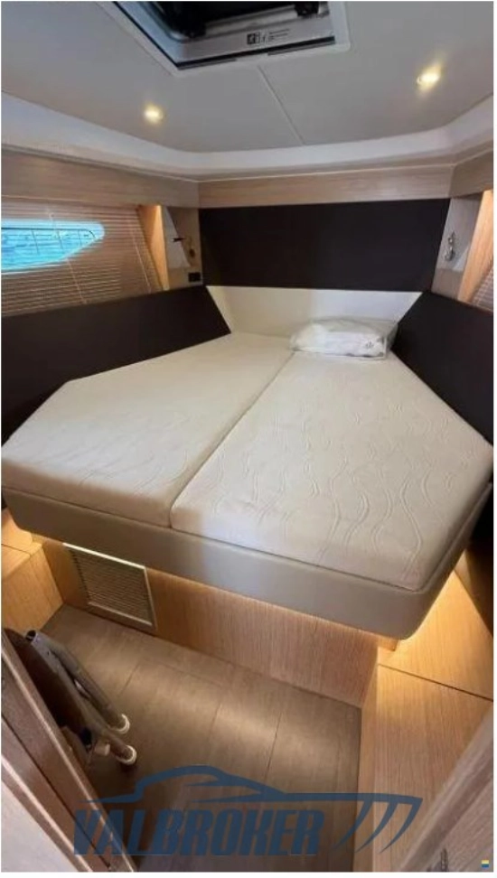 Bavaria Yachts SR 36 Hard Top de segunda mano en venta