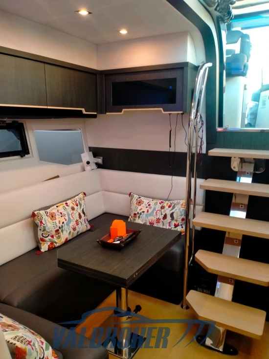 Galeon 445 HTS usado à venda