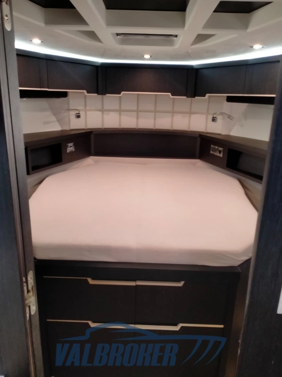Galeon 445 HTS usado à venda