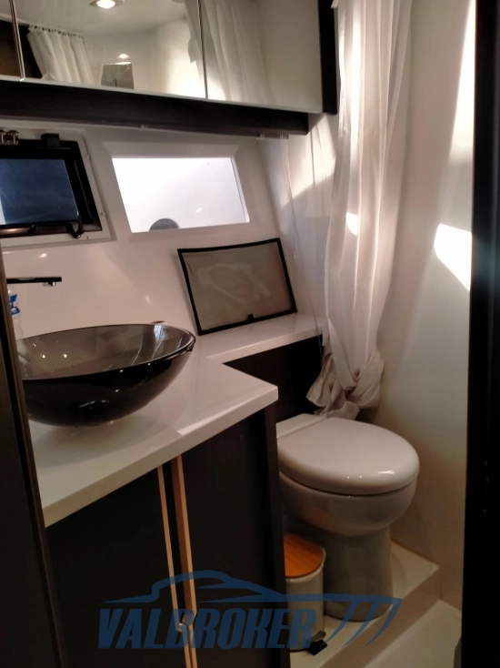 Galeon 445 HTS usado à venda