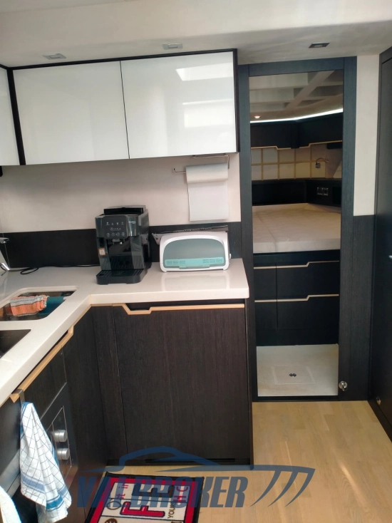 Galeon 445 HTS usado à venda