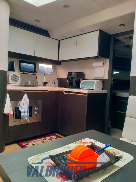 Galeon 445 HTS usado à venda