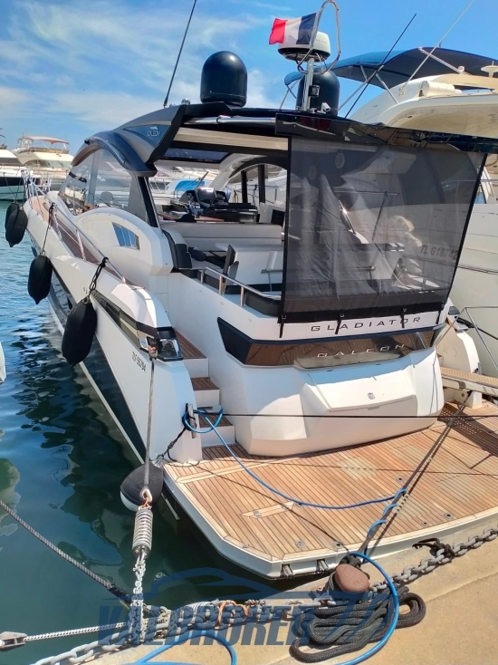 Galeon 445 HTS usado à venda