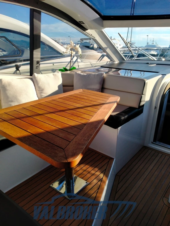 Galeon 445 HTS usado à venda
