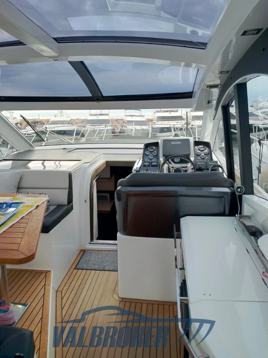 Galeon 445 HTS usado à venda
