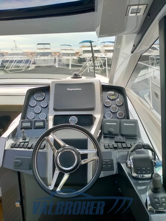 Galeon 445 HTS usado à venda