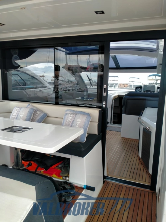 Galeon 445 HTS usado à venda