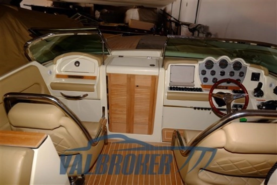 Chris Craft CORSAIR 32 preowned for sale