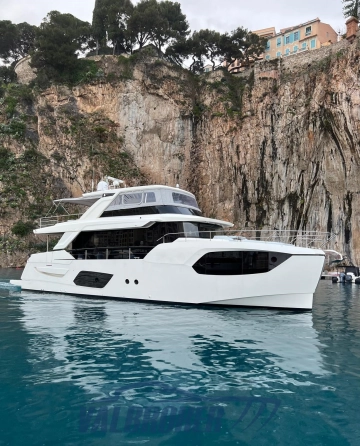 Absolute 68 Navetta usado à venda