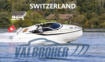 Fairline F Line 33 usata in vendita