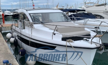 Sealine C335V usado à venda