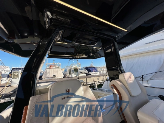 Invictus Yacht GT370 de segunda mano en venta