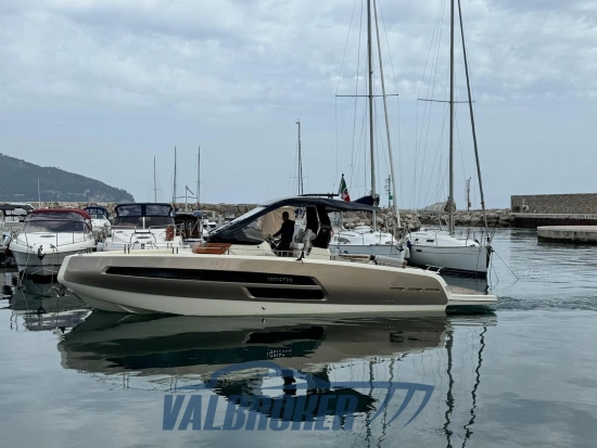Invictus Yacht GT370 de segunda mano en venta