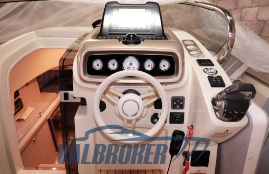 Invictus Yacht GT 280 de segunda mano en venta