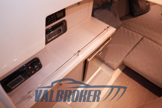 Invictus Yacht GT 280 de segunda mano en venta