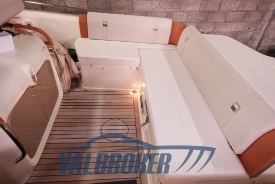 Invictus Yacht GT 280 de segunda mano en venta