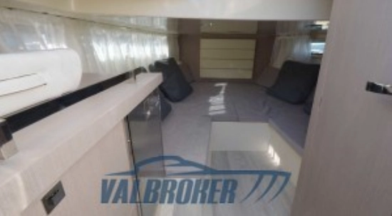 Invictus Yacht GT280 de segunda mano en venta