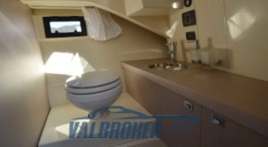 Invictus Yacht GT280 de segunda mano en venta