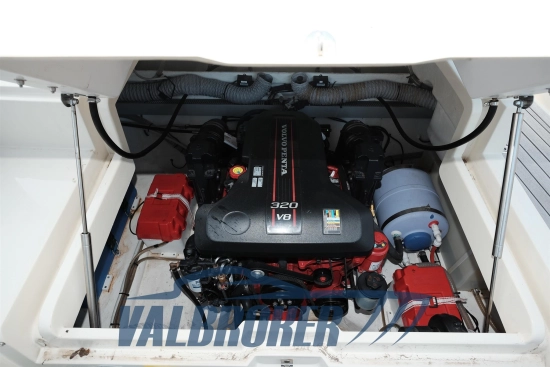 Invictus Yacht GT280 de segunda mano en venta