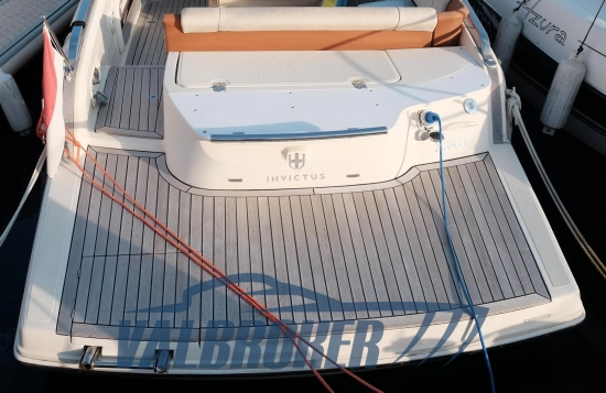 Invictus Yacht GT280 de segunda mano en venta