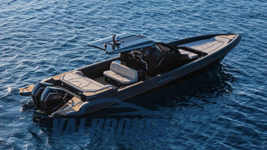Technohull Alpha40 usata in vendita