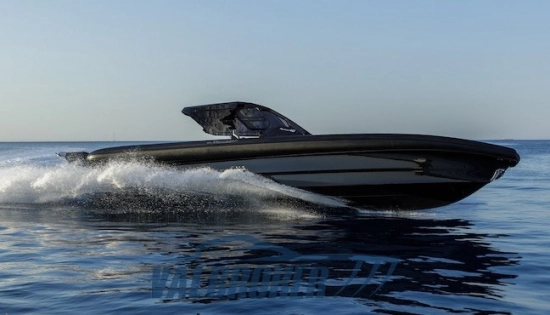 Technohull Alpha40 usata in vendita