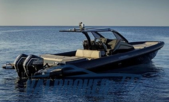 Technohull Alpha40 usata in vendita