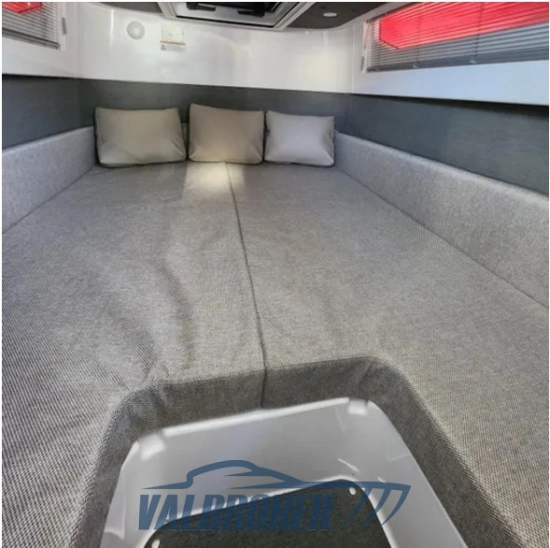 Axopar 37 Cross Cabin Brabus Line usado à venda