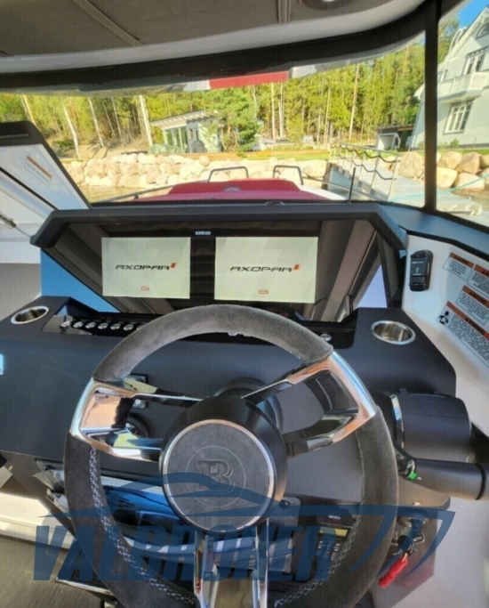Axopar 37 Cross Cabin Brabus Line usado à venda