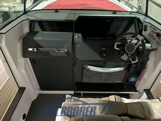 Axopar 37 Cross Cabin Brabus Line usado à venda
