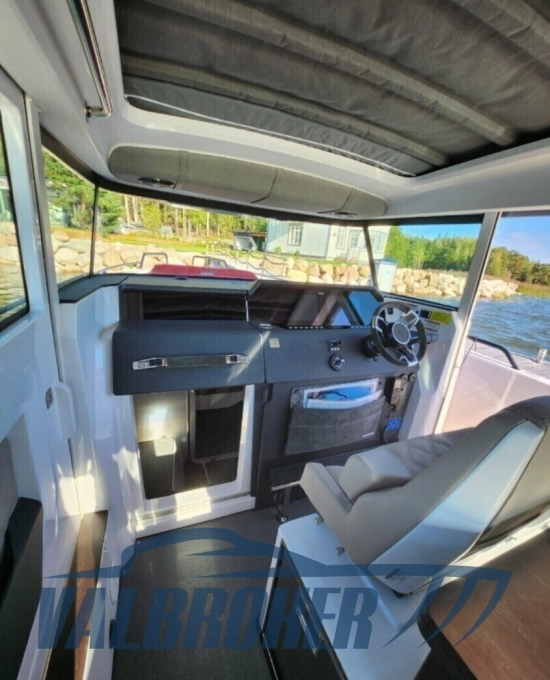 Axopar 37 Cross Cabin Brabus Line usado à venda