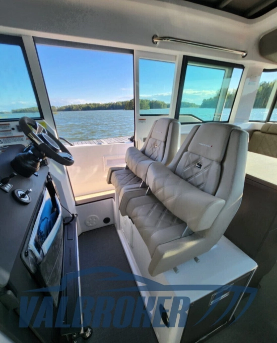 Axopar 37 Cross Cabin Brabus Line usado à venda