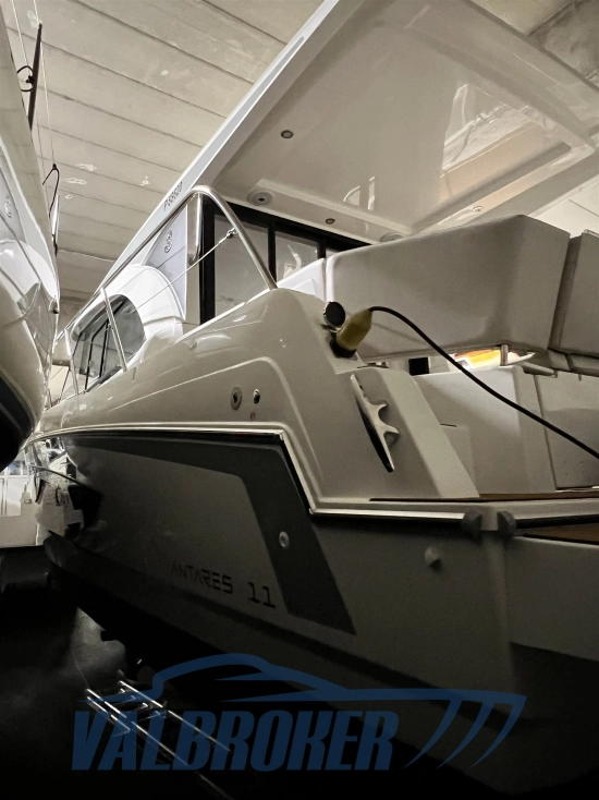 Beneteau Antares 11 de segunda mano en venta