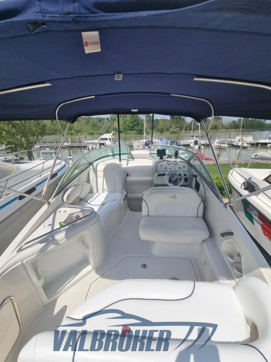 Monterey Boats 245 CR de segunda mano en venta