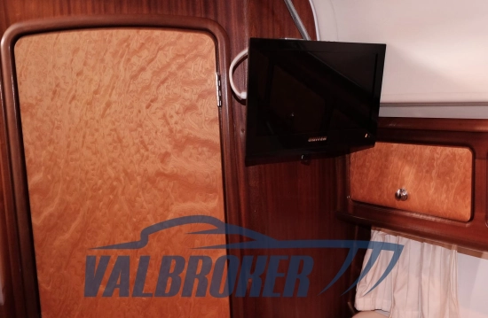 Bavaria Yachts BMB 300 Sport usado à venda