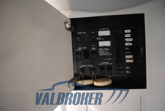 Sea Ray Sundancer 370 usata in vendita