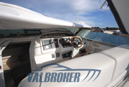 Sea Ray Sundancer 370 usata in vendita
