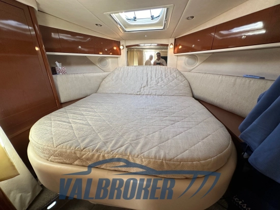 Sea Ray Sundancer 355 DA usado à venda