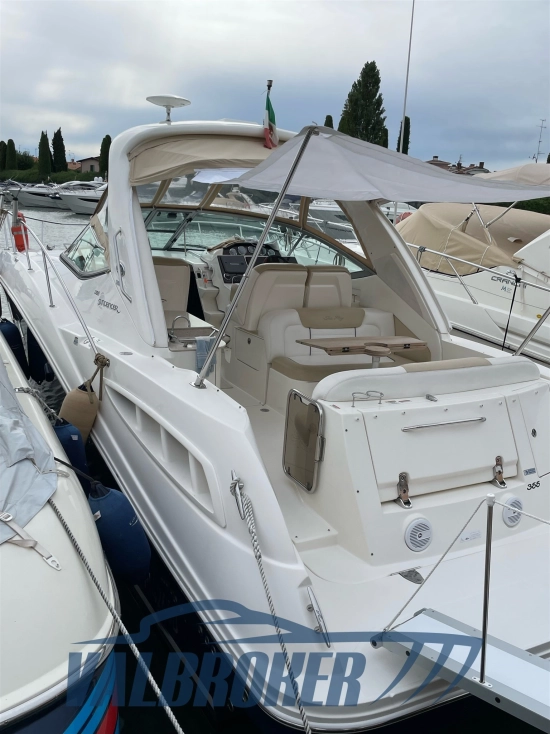 Sea Ray Sundancer 355 DA usado à venda